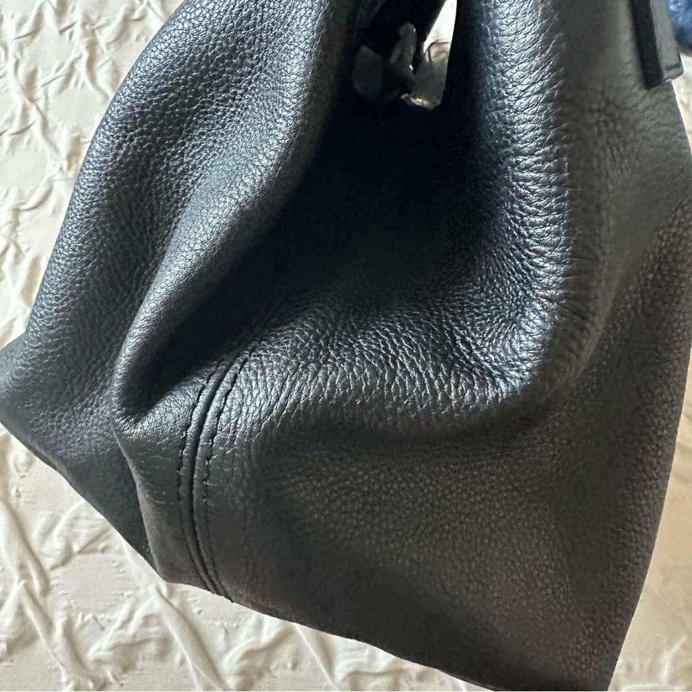 MaxMara Black Leather Shoulder Bag - Picture 3 of 15